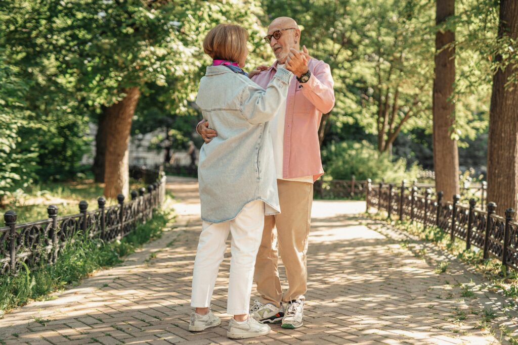 Healthy-Aging-Couple
